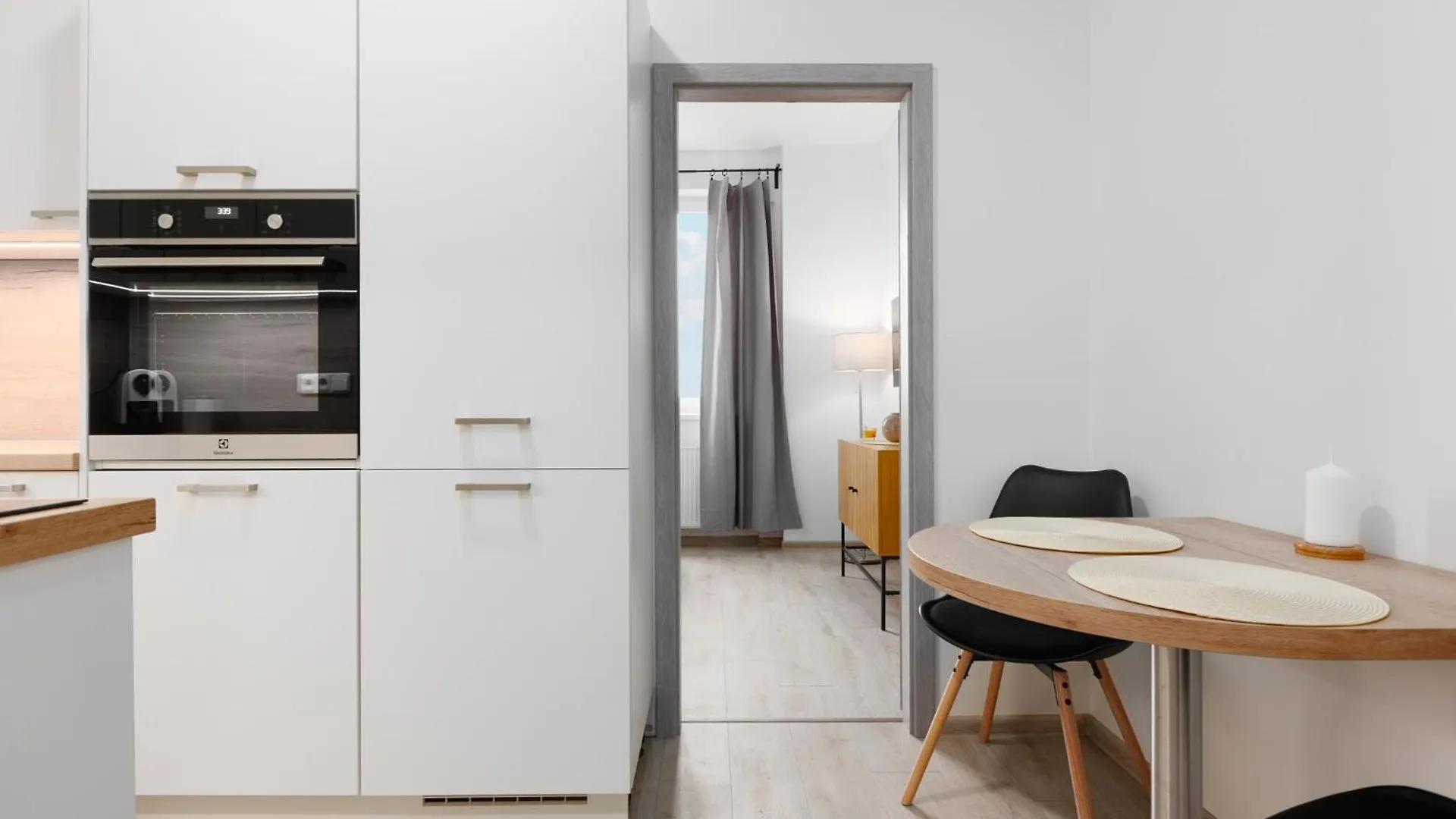 2 Bedrooms Apartment With Kitchen Near The Subway Prága Csehország